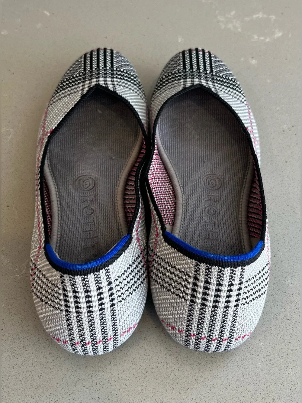 Rothy’s Grey Glen Plaid Pink Accent The Flat Shoes Flats Women Size 7.5 Retired